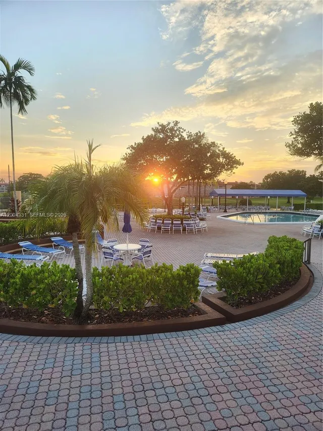 2-bedroom home at 8891 Sunrise Lakes Boulevard #302, Sunrise