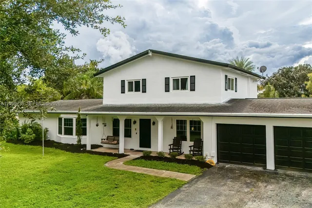 5-bedroom home at 4875 SW 163rd Avenue, Southwest Ranches