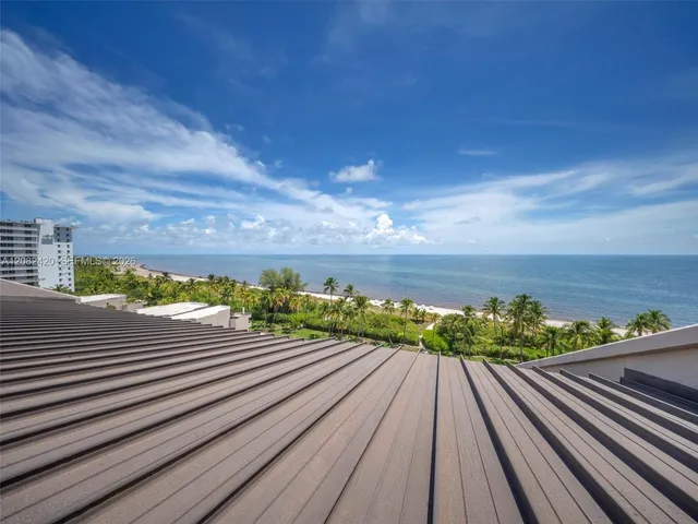 3-bedroom rental at 201 Crandon Boulevard #938, Key Biscayne