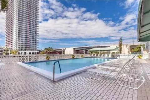1-bedroom rental at 1817 S Ocean Drive #426, Hallandale Beach