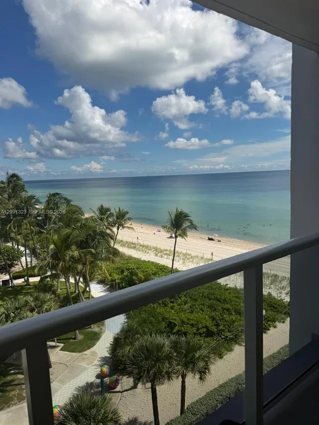 2-bedroom rental at 1890 S Ocean Drive #702, Hallandale Beach