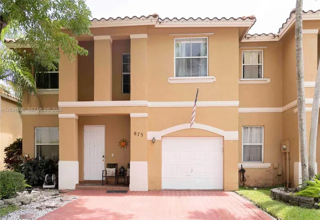 4-bedroom rental at 873 NW 135th Avenue, Pembroke Pines