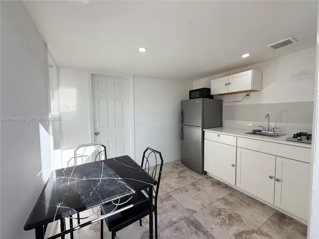 1-bedroom rental at 12435 SW 42nd Street #3, Miami