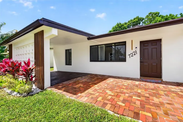 4-bedroom rental at 7221 Freedom Street, Hollywood