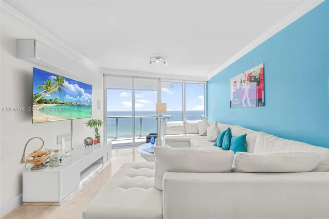 1-bedroom rental at 17001 Collins Avenue #1403, Sunny Isles Beach