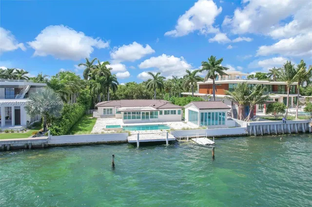 4-bedroom rental at 205 N Hibiscus Drive, Miami Beach