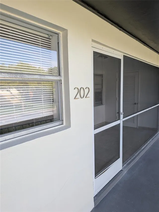 2-bedroom rental at 270 Layne Boulevard #202, Hallandale Beach