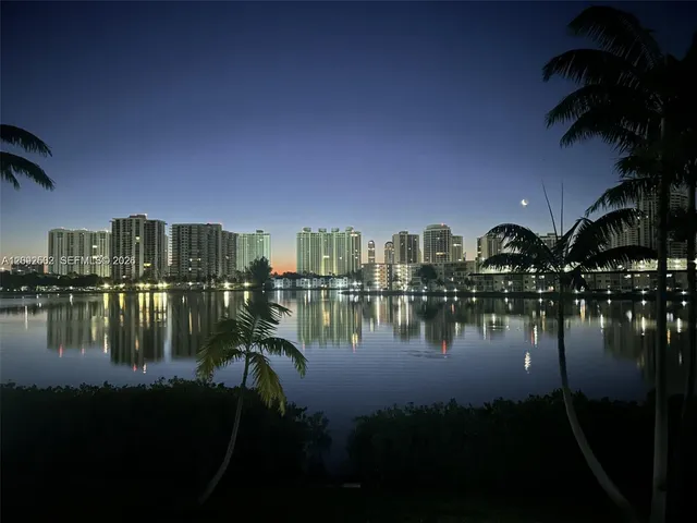 2-bedroom rental at 2861 NE Leonard Drive #F206, Aventura