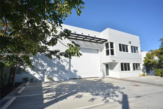 Commercial at 7142 NE 2nd Avenue, Miami