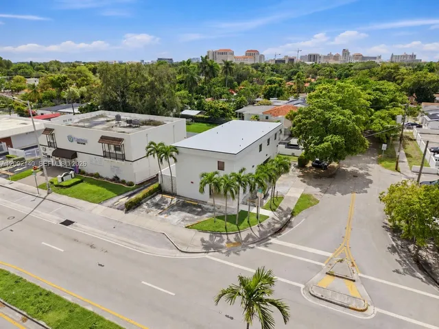 Commercial at 3944 W Flagler Street, Miami