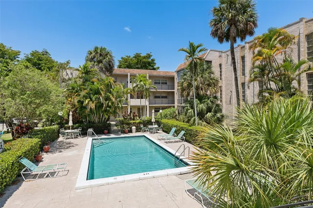 1-bedroom rental at 485 N Pine Island Road #105A, Plantation