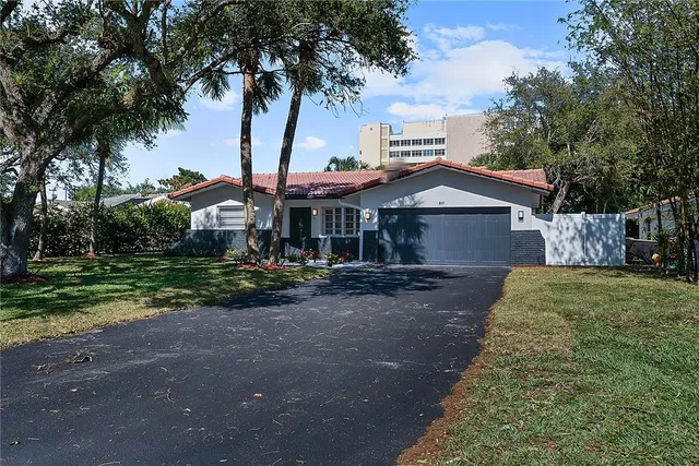 3-bedroom rental at 807 NW 7TH Street, Boca Raton