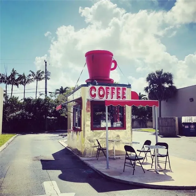 Commercial at 3370 Griffin Road, Dania Beach