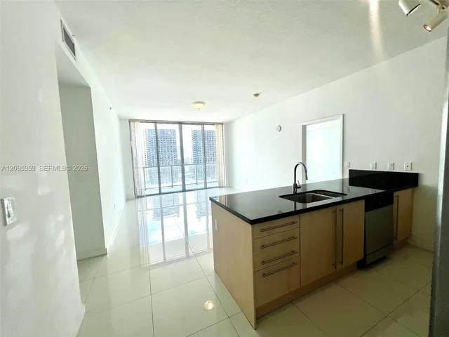 2-bedroom rental at 1111 SW 1st Avenue #2623, Miami