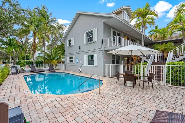 1-bedroom rental at 510 NE 17th Avenue #105, Fort Lauderdale