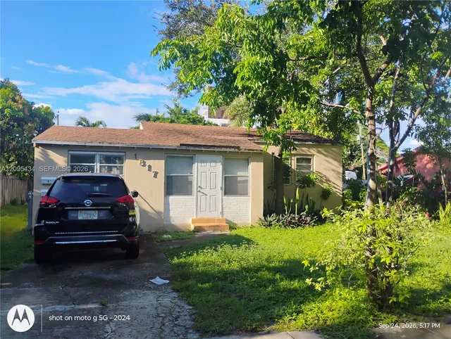 1-bedroom rental at 1817 Coolidge Street #2, Hollywood