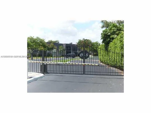 1-bedroom rental at 3101 Oakland Shores Drive #H103, Oakland Park