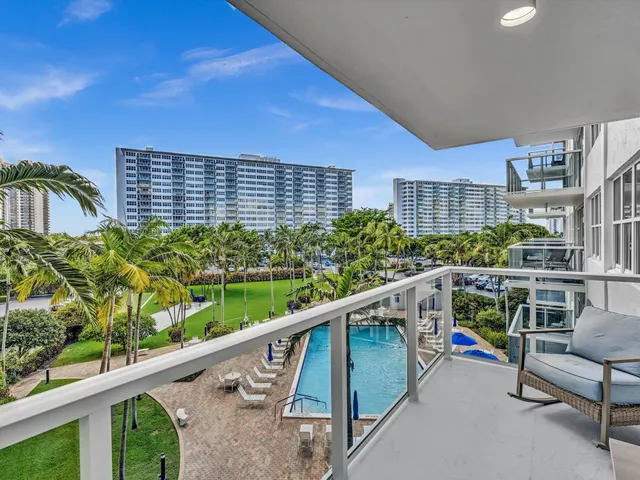 1-bedroom home at 3300 NE 36th Street #420, Fort Lauderdale