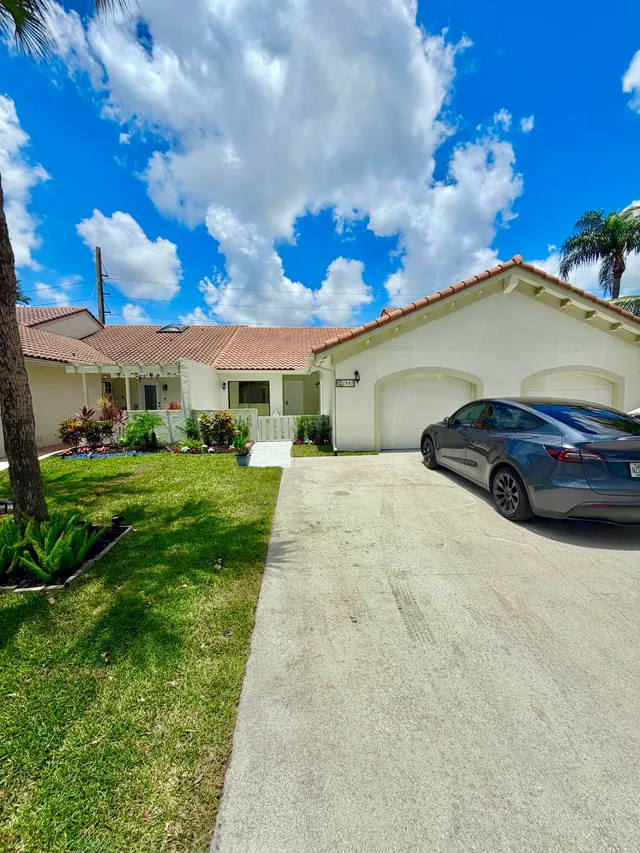 2-bedroom home at 21547 Altamira Avenue, Boca Raton