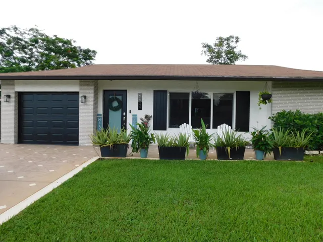 2-bedroom home at 6604 NW 93RD Avenue, Tamarac
