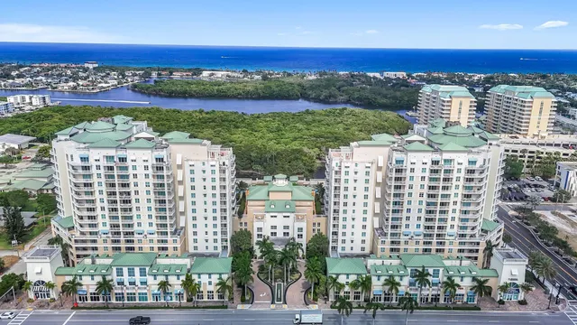 2-bedroom home at 450 N FEDERAL Highway #1213, Boynton Beach