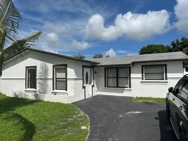 3-bedroom home at 7807 W Kimberly Boulevard, North Lauderdale