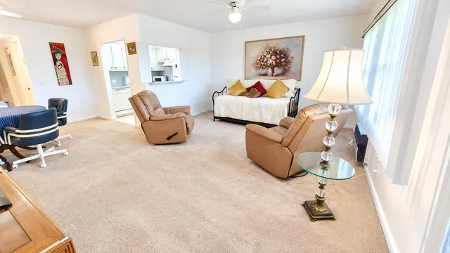 1-bedroom home at 160 Preston Way, Boca Raton