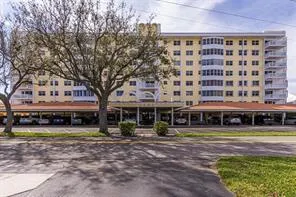 2-bedroom home at 2500 NE 48TH Lane #301, Fort Lauderdale