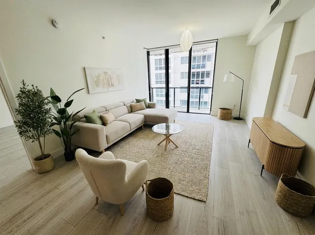 1-bedroom rental at 201 SW 17TH Road #603, Miami