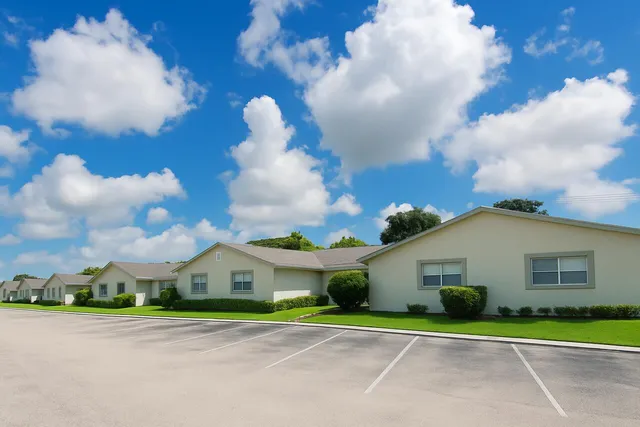 2-bedroom rental at 511 Banks Road #3, Margate