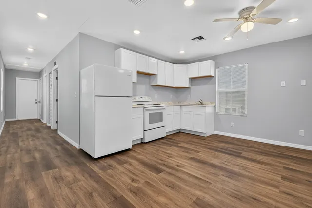 2-bedroom rental at 639 6th Street, West Palm Beach