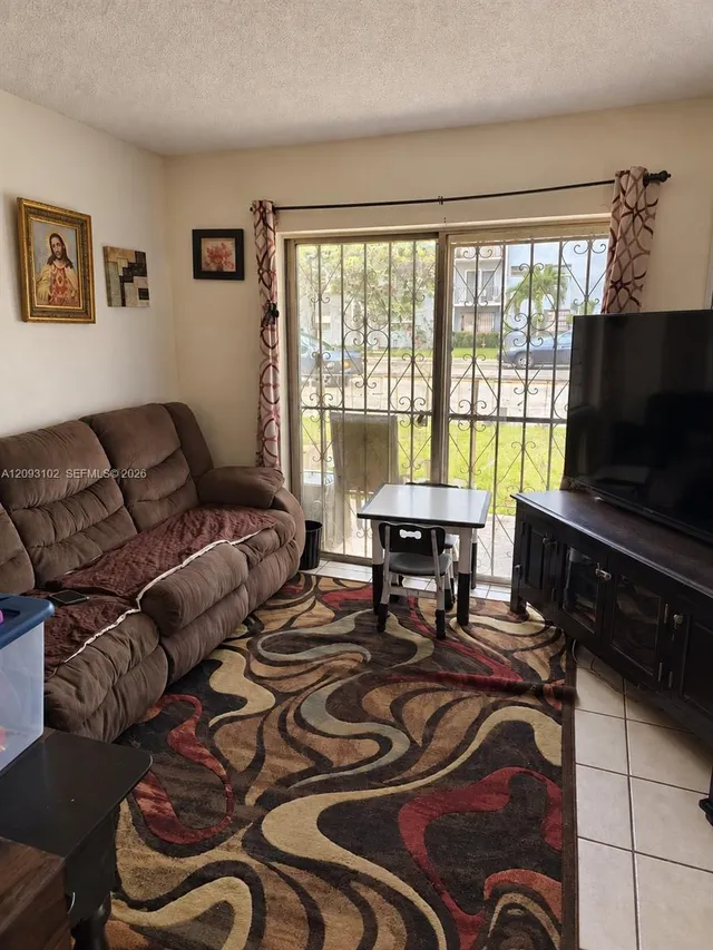 2-bedroom home at 6820 W Flagler Street #103, Miami