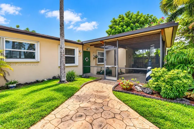 3-bedroom home at 7140 Meade Street, Hollywood