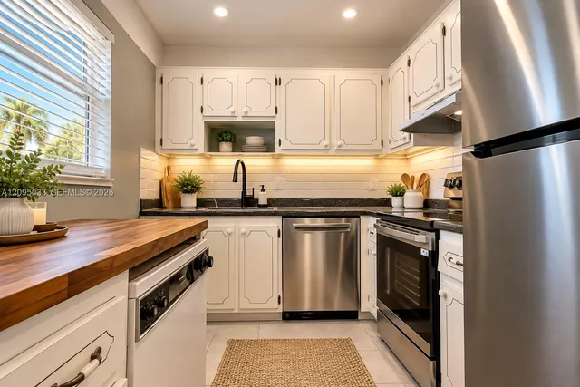 2-bedroom home at 180 Saxony D #180, Delray Beach