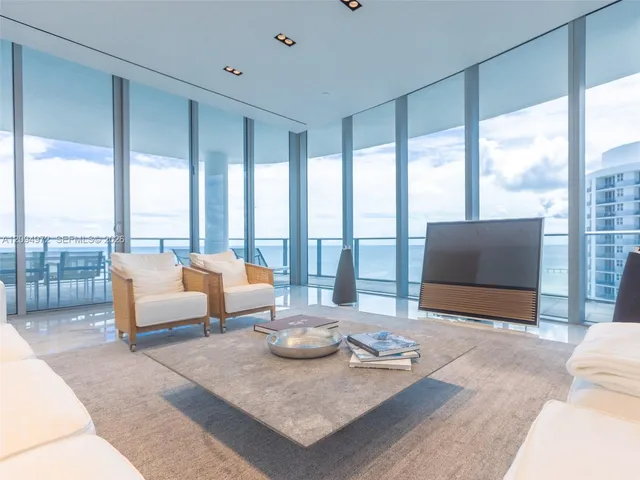 3-bedroom home at 17475 Collins Avenue #1602, Sunny Isles Beach