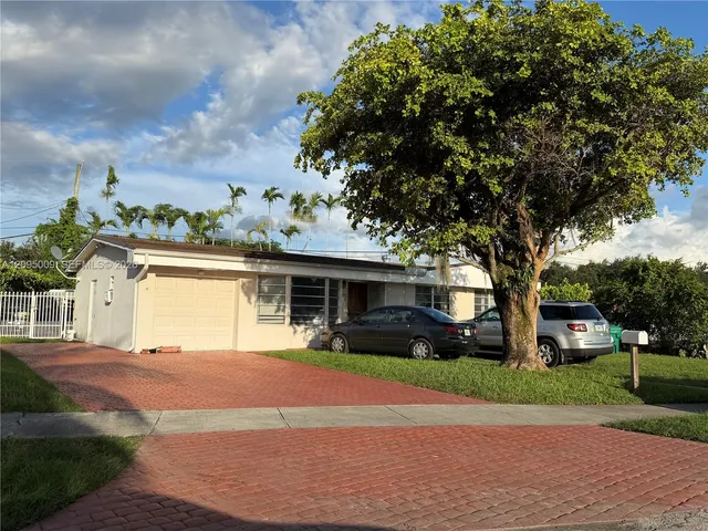 3-bedroom home at 1821 SW 92nd Court, Miami