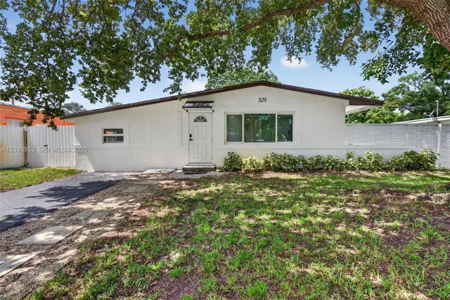 4-bedroom home at 320 N 70th Terrace, Hollywood