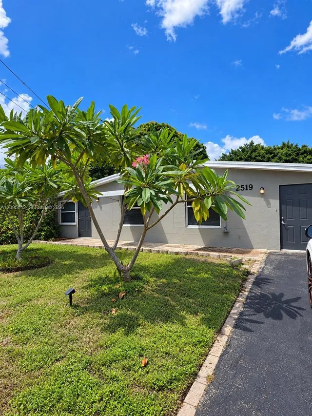 2-bedroom rental at 2519 NW 62nd Terrace, Margate