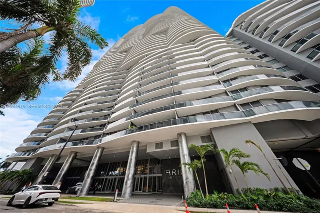 1-bedroom rental at 488 NE 18th Street #3003, Miami