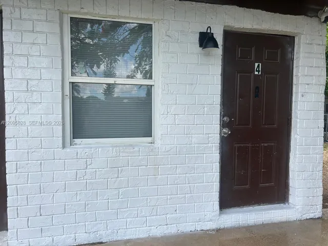 1-bedroom rental at 845 SW 6th Street #4, Homestead