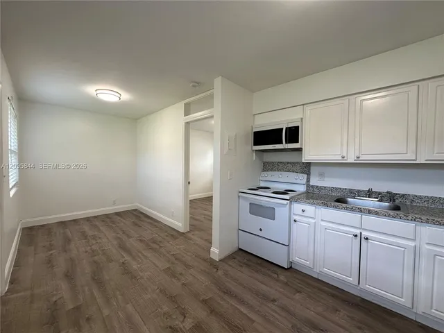 1-bedroom rental at 2309 Madison Street #8, Hollywood