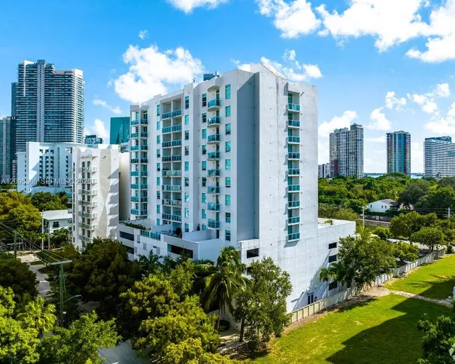 2-bedroom rental at 1723 SW 2nd Avenue #609, Miami