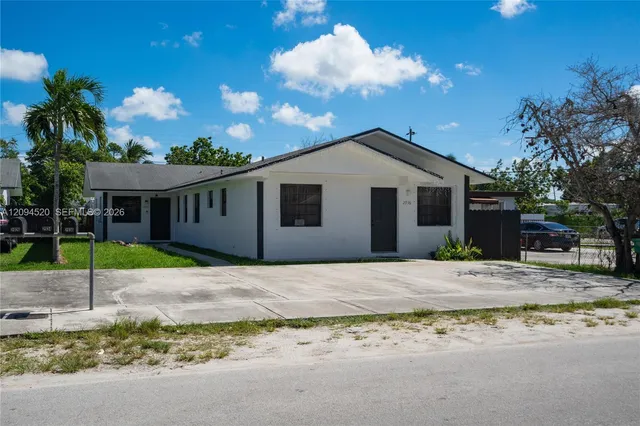 3-bedroom rental at 2934 NW 94th Street #2934, Miami