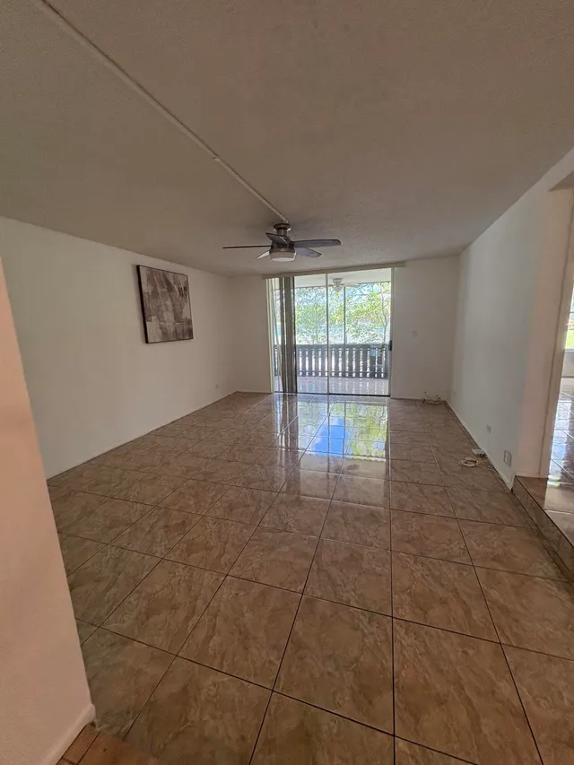1-bedroom rental at 3710 INVERRARY Drive #2G, Lauderhill