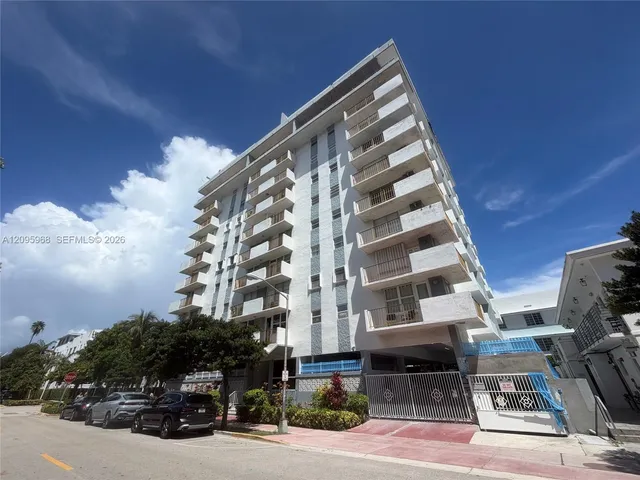 1-bedroom home at 245 18th Street #805, Miami Beach