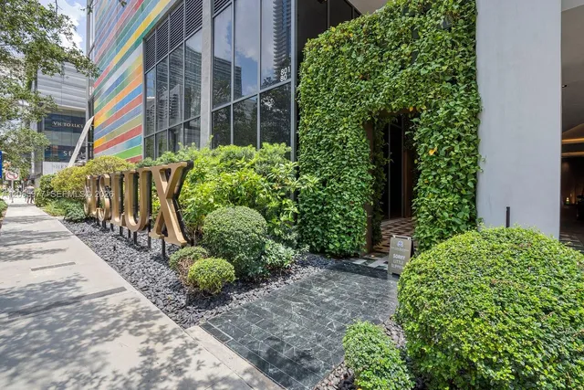 2-bedroom rental at 801 S Miami Avenue #2402, Miami