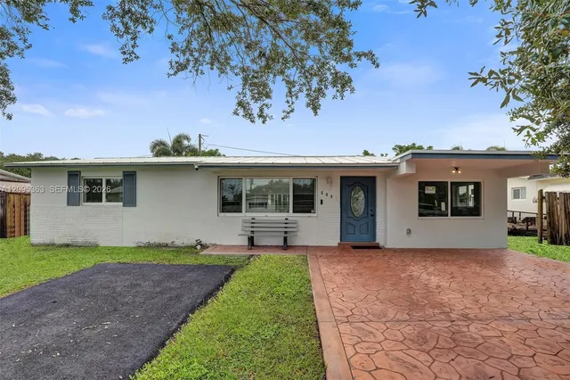 3-bedroom rental at 5081 SW 94th Way #5081, Cooper City