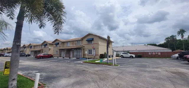 2-bedroom rental at 3254 W 70th Street #201, Hialeah