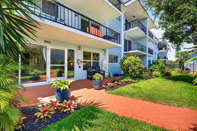 2-bedroom home at 3004 NE 5th Terrace #216-c, Wilton Manors