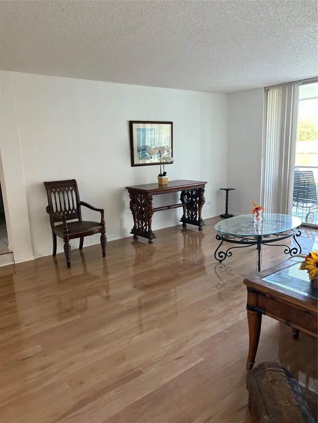 2-bedroom rental at 3750 INVERRARY Drive #1W, Lauderhill